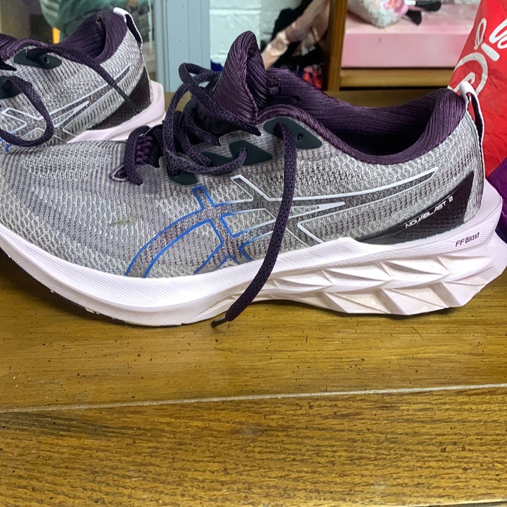 asics gym shoes
